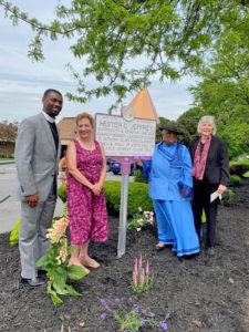 Hester Jeffrey marker in front of Memorial AME Zion Church